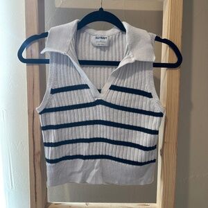 Old navy sweater vest